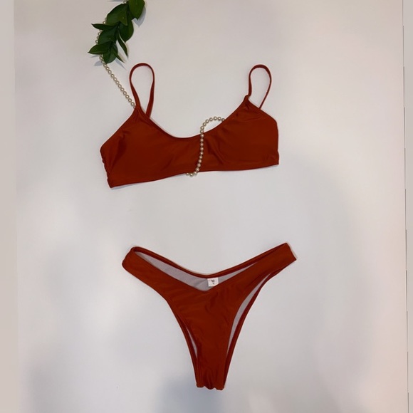 Bathing suit - Picture 1 of 4